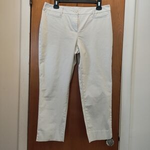 Talbots Women's Light Cream Capri Petite Pants.  Size 10p